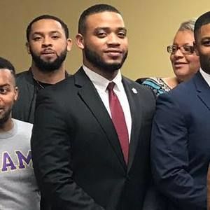 Meet your Posher, Robert